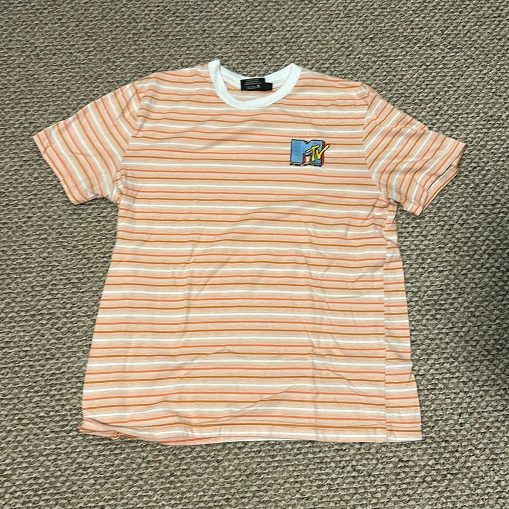 MTV throwback mens t-shirt size large